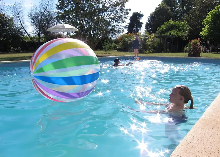 Alojamento de Acomodação e Pequeno-almoço The Retreat @ Le Grand Bois 4*